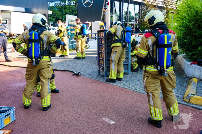 Hotel Van der Valk ontruimd door brand