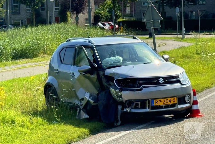 ongeval minervasingel arnhem