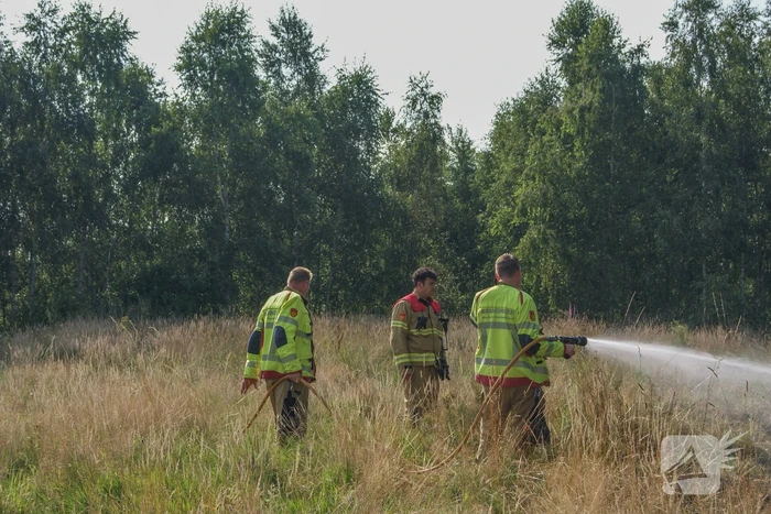 Brandweer blust bosschage brand