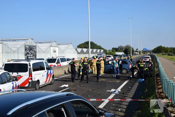 Bestuurder gewond bij eenzijdige aanrijding