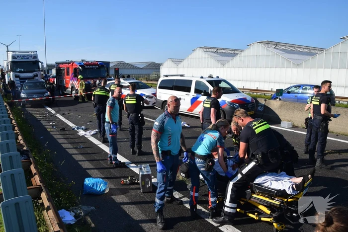 Bestuurder gewond bij eenzijdige aanrijding