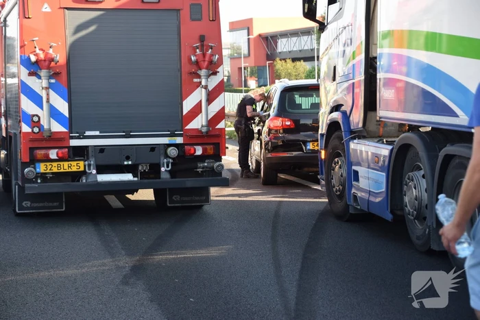 Bestuurder gewond bij eenzijdige aanrijding