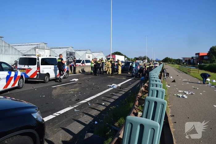 Bestuurder gewond bij eenzijdige aanrijding