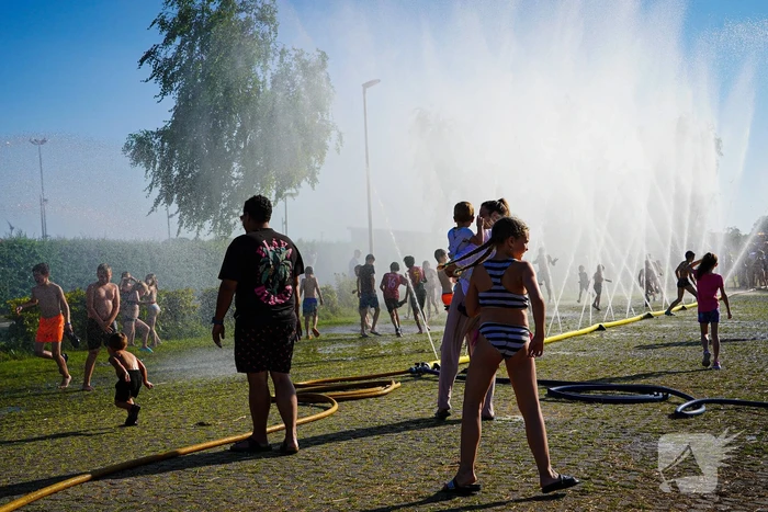 Waterfestijn zorgt voor veel plezier en afkoeling