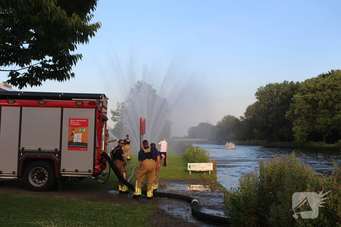 Brandweer zorgt voor vertier en verkoeling