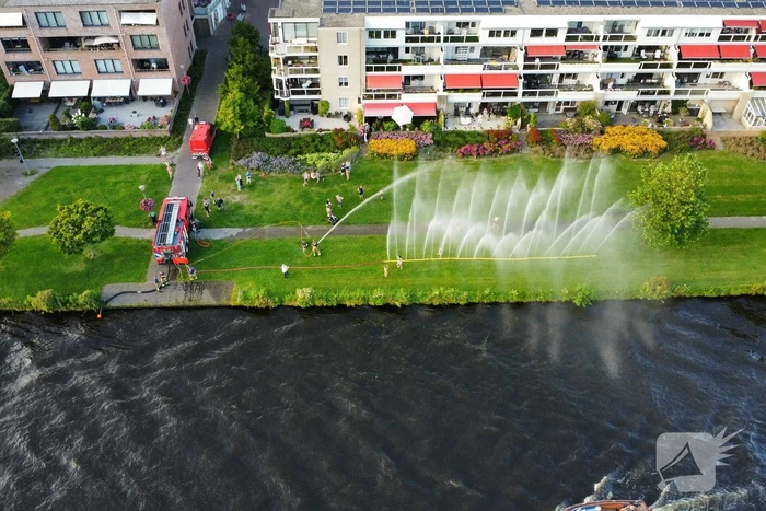 Brandweer zorgt voor vertier en verkoeling