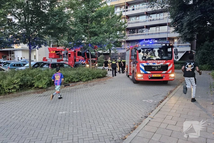 Brandweer ingezet voor brandmelding in flat