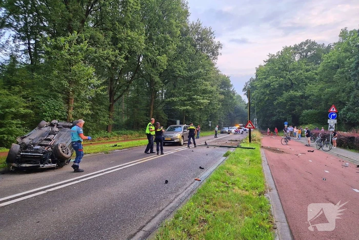 Veel schade en persoon gevlucht na ongeval