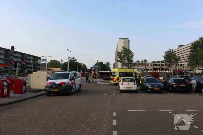 Kind op kinderfiets aangereden door automobilist