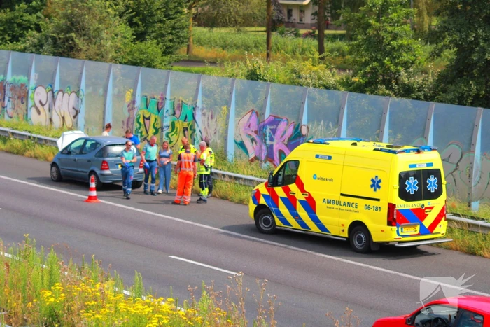 Ongeval tussen twee voertuigen op snelweg