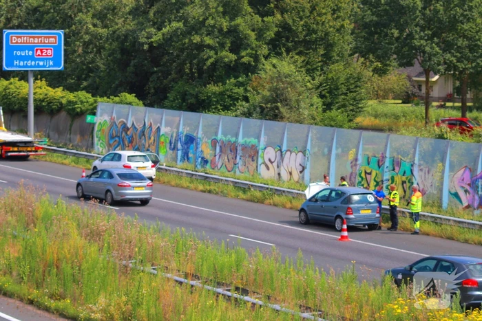 Ongeval tussen twee voertuigen op snelweg