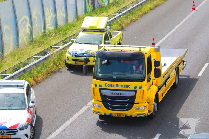 Ongeval tussen twee voertuigen op snelweg