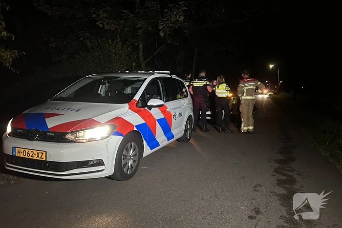 Zoektocht in water na aantreffen kleding