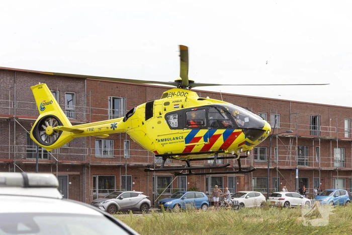 Persoon overleden na aanrijding met trein op station