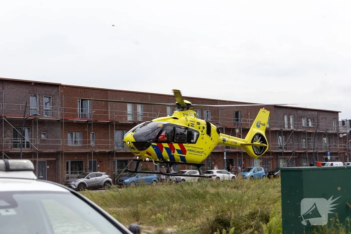 Persoon overleden na aanrijding met trein op station