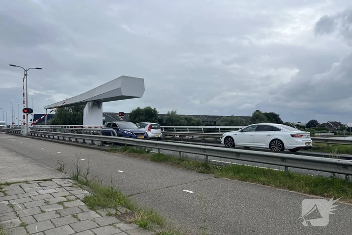 Verkeershinder door storing in slagbomen Gouderaksebrug