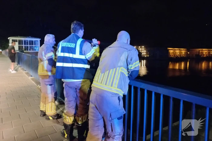 Zoektocht in water naar vermiste vrouw