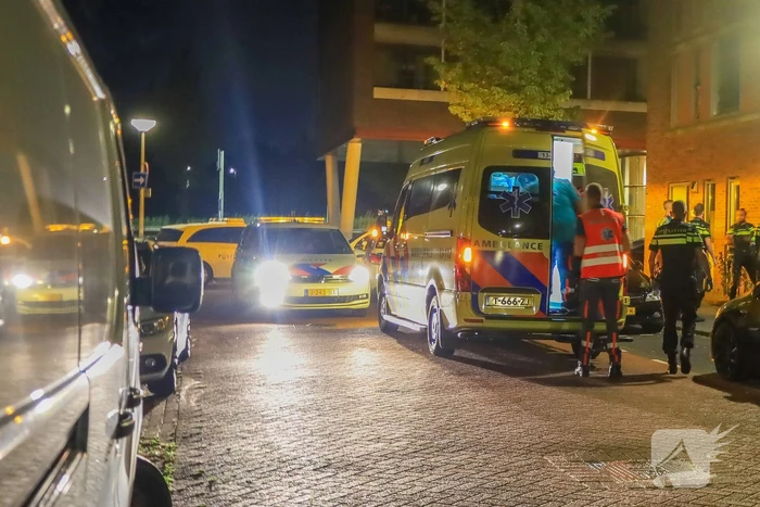 Gewonde bij steekincident in woning