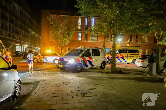 Gewonde bij steekincident in woning