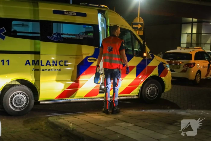 Gewonde bij steekincident in woning