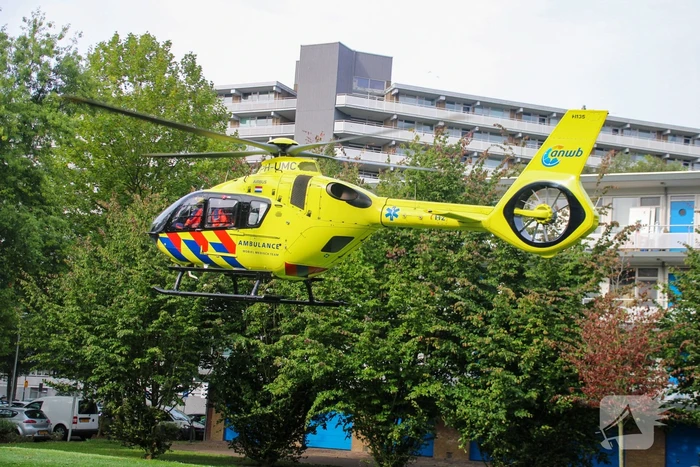 Traumateamingezet bij medische noodsituatie in flatwoning