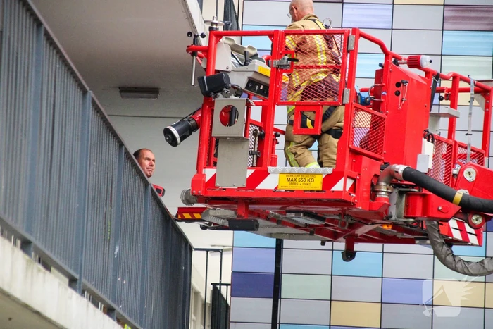 Traumateamingezet bij medische noodsituatie in flatwoning