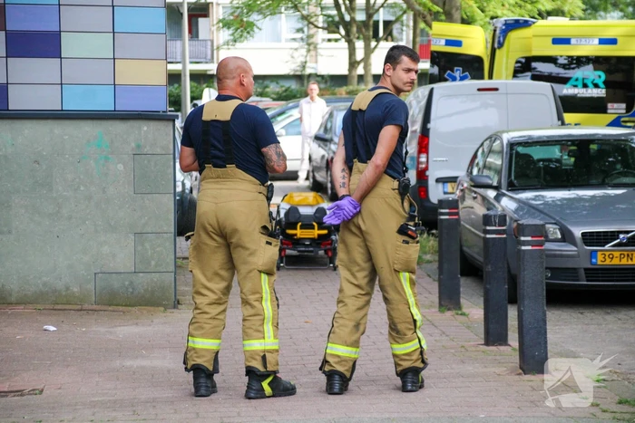 Traumateamingezet bij medische noodsituatie in flatwoning