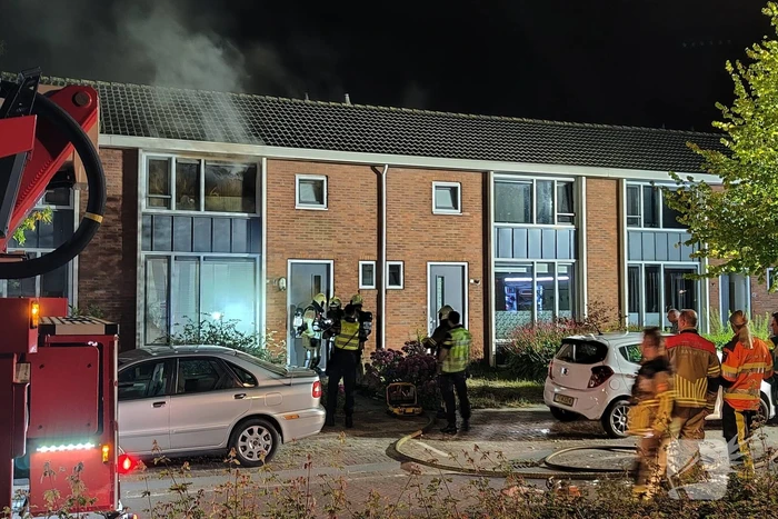 Arrestatieteam haalt brandstichter uit woning