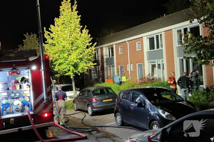 Arrestatieteam haalt brandstichter uit woning