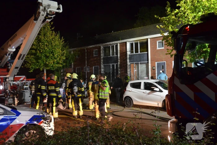 Arrestatieteam haalt brandstichter uit woning