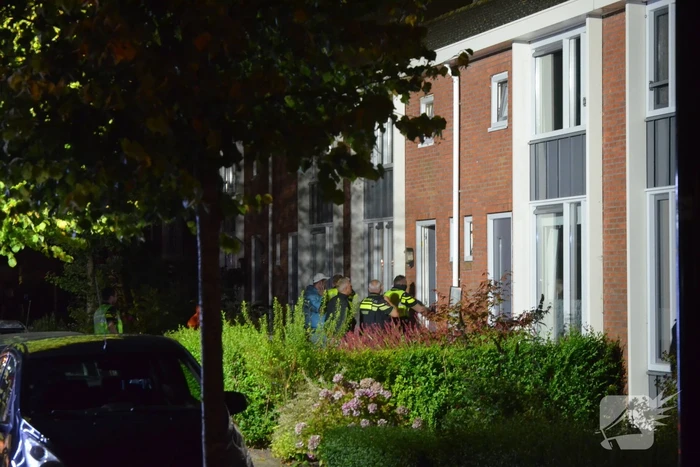 Arrestatieteam haalt brandstichter uit woning