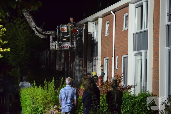 Arrestatieteam haalt brandstichter uit woning