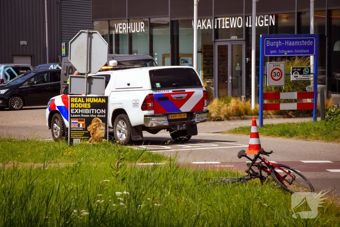 Wielrenner gewond bij botsing met bestelbus