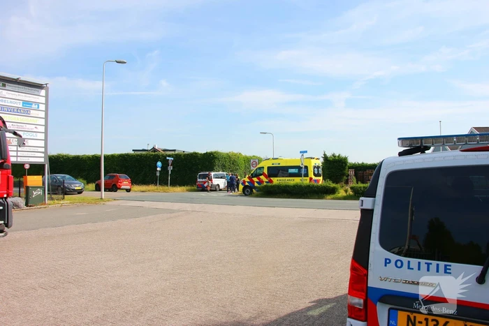 Bakfiets bestuurder gewond bij aanrijding met bestelbus