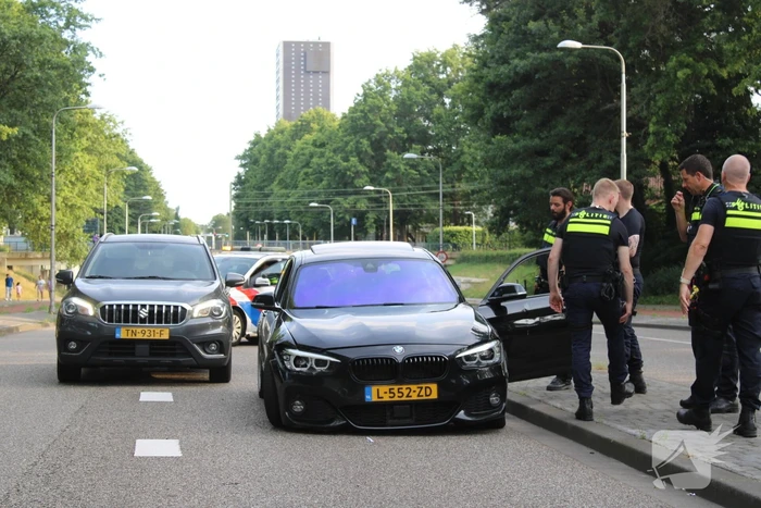 Voertuigen beschadigd tijdens achtervolging na drugsdeal