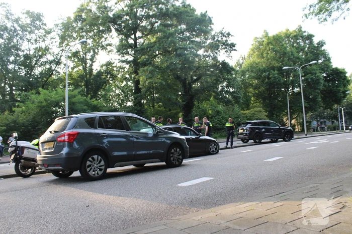 Voertuigen beschadigd tijdens achtervolging na drugsdeal