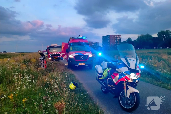 Hulpdiensten ingezet voor twee personen te water
