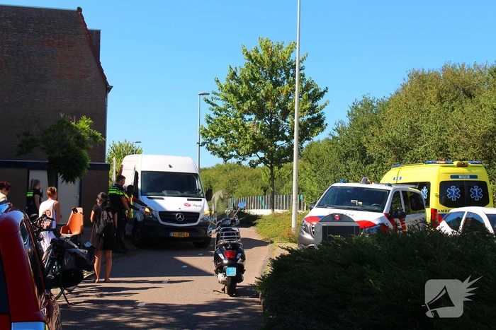 Fietser gewond bij ongeval met bestelbus