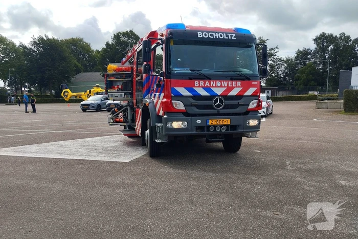 Dode nadat vrijwilligers van steiger vallen, Duits traumateam ingezet