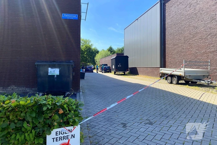 Hulpdiensten ingezet voor medisch incident in loods