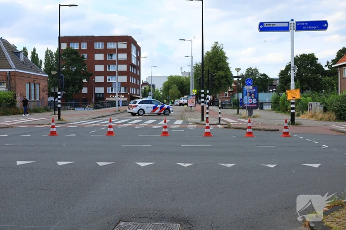 Traumateam ingezet voor dodelijk ongeval tussen GVB-bus en motorrijder
