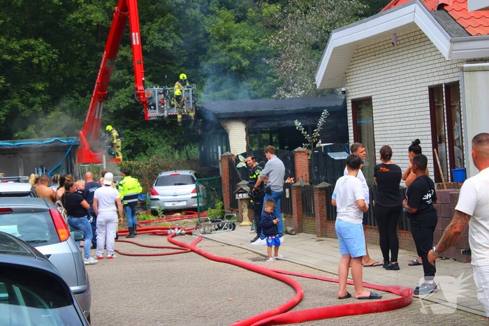 Veel rookontwikkeling bij uitslaande brand