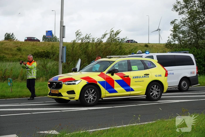 Motorrijder geschept door automobilist