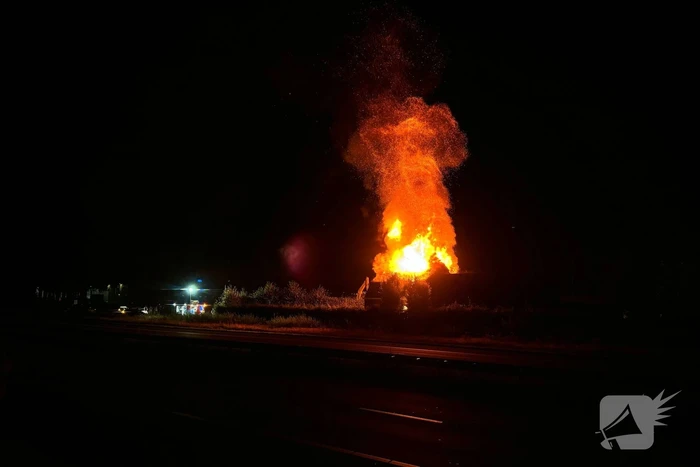 Grote brand in leegstaande boerderij