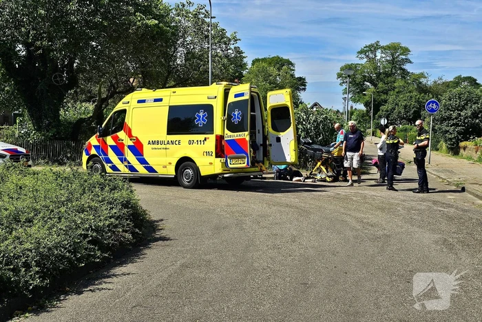 Fietser botst met flitsbezorger
