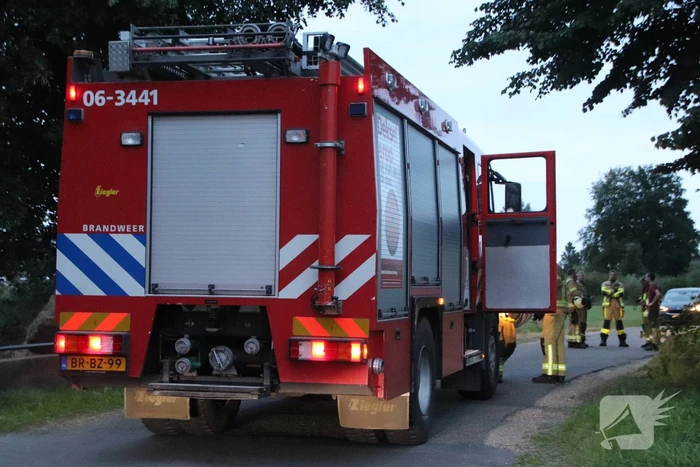 Brandweer ingezet voor broeiende stapel hooi