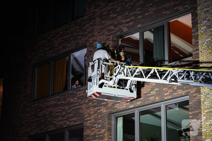 Brandweer haalt bewoners uit appartementen wegens brand