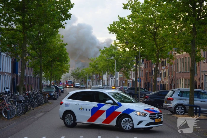 Grote uitslaande brand in pizzeria