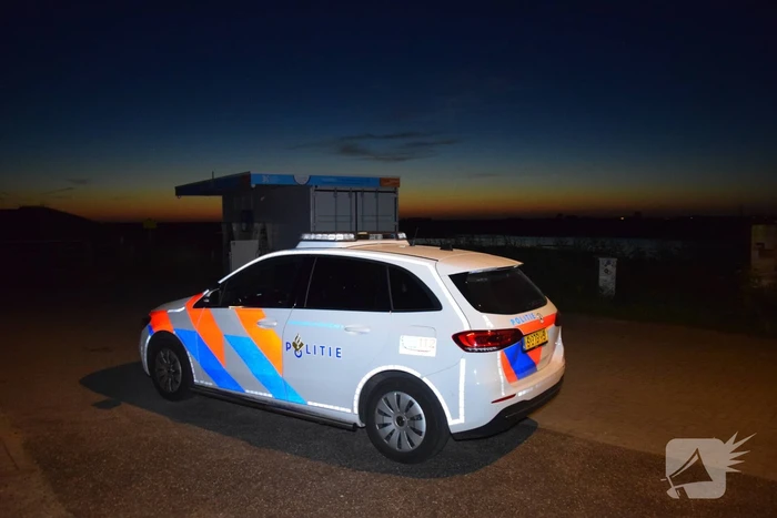Zoektocht naar persoon te water