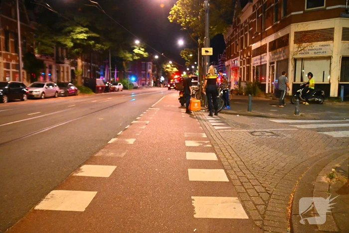 Maaltijdbezorger gewond bij botsing met concurrent